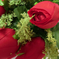 искусственные цветы букет роз с добавкой кашка цвета красный 4